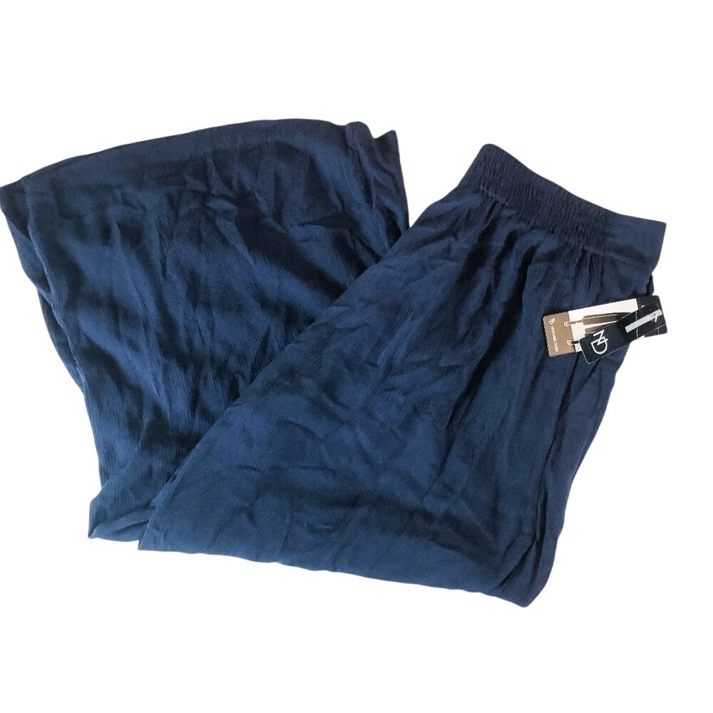 New Directions Navy Culottes NWT